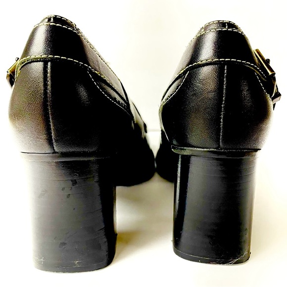 Vintage Tommy Hilfiger Women's Leather Buckle Heeled Loafers - Picture 5 of 7